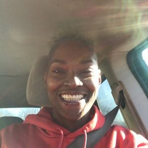 Meet your Posher, Paulette